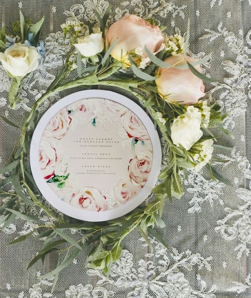 floral-wreath-wedding-menu