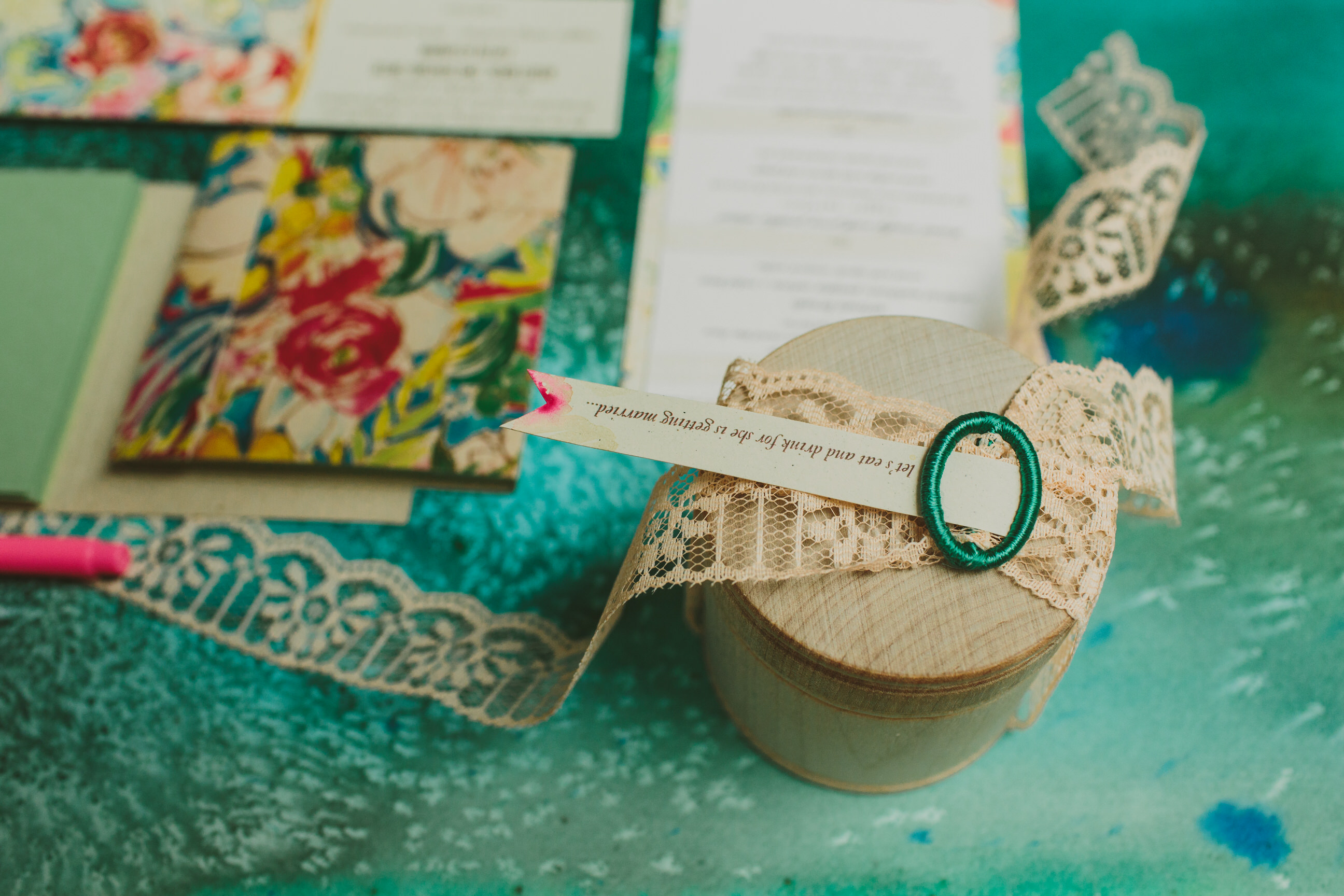 warehouse-wedding-shower-editorial-lace-box