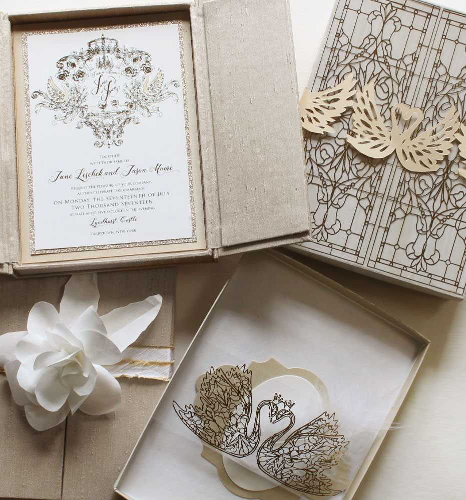 sculpted-bloom-wedding-invitation